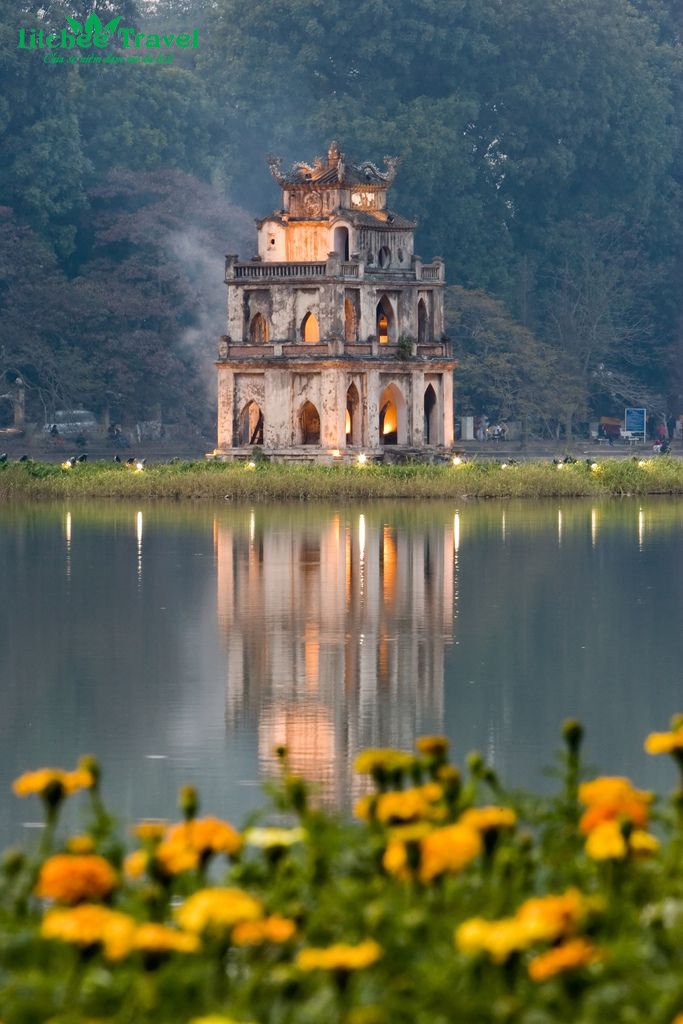 ho-guom-ha-noi-litchee-travel
