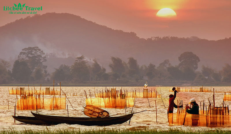 ho-lak-litchee-travel-02